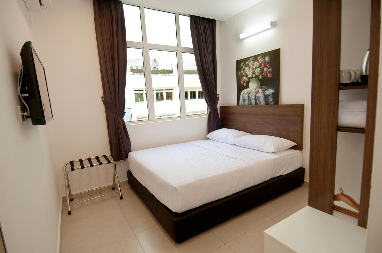 Hotel Cheqinn 2*